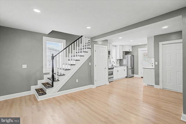 200 PINEWOOD RD, Dundalk, MD 21222