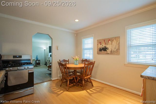 218 Riverside Drive, Mount Clemens, MI 48043