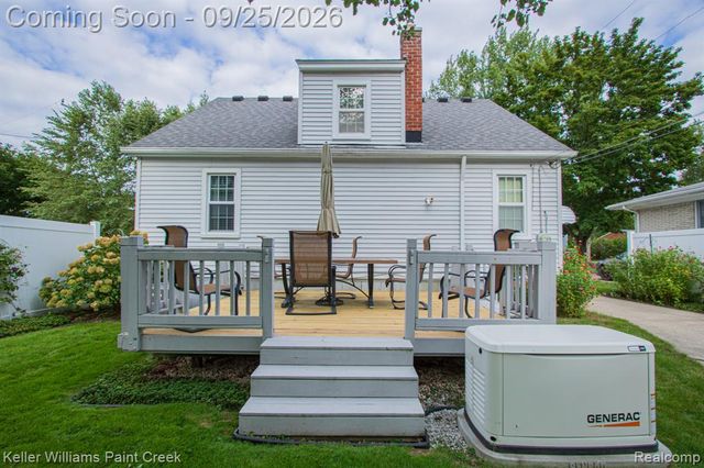 218 Riverside Drive, Mount Clemens, MI 48043