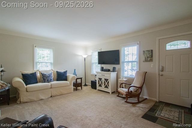 218 Riverside Drive, Mount Clemens, MI 48043