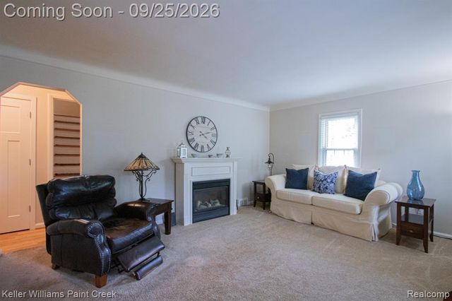 218 Riverside Drive, Mount Clemens, MI 48043