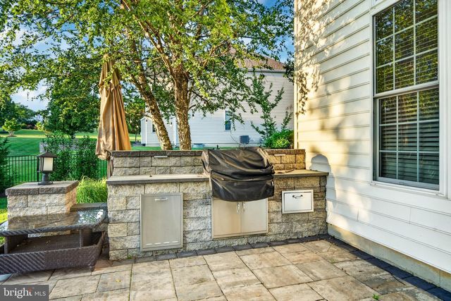 122 BOLERO DRIVE, Downingtown, PA 19335
