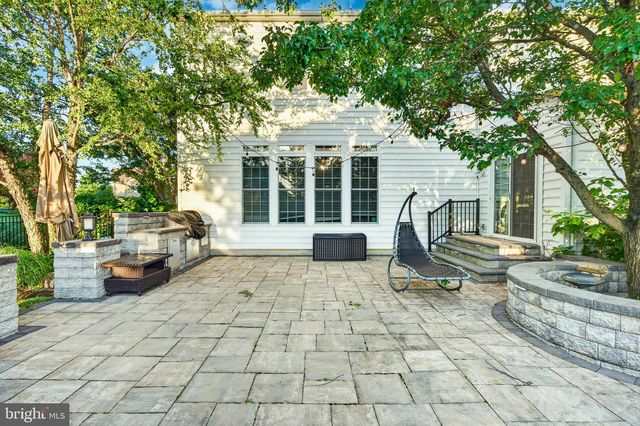 122 BOLERO DRIVE, Downingtown, PA 19335