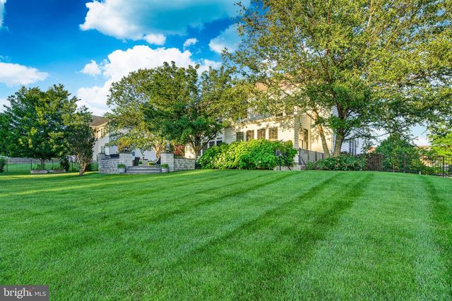 122 BOLERO DRIVE, Downingtown, PA 19335