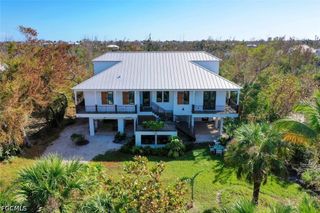 1428 Albatross RD, Sanibel, FL 33957