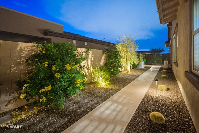 21153 E STARFLOWER Drive, Queen Creek, AZ 85142
