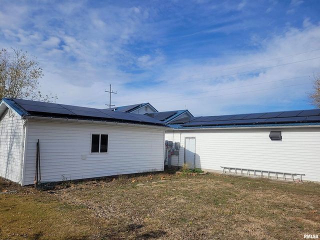 103 E Highline Road, Woodlawn, IL 62898