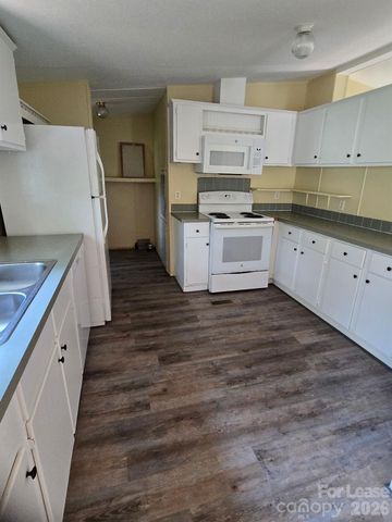118 Kennedy Avenue, Kannapolis, NC 28083