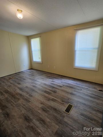118 Kennedy Avenue, Kannapolis, NC 28083