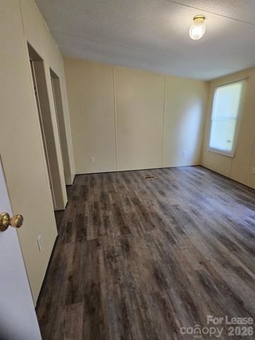 118 Kennedy Avenue, Kannapolis, NC 28083