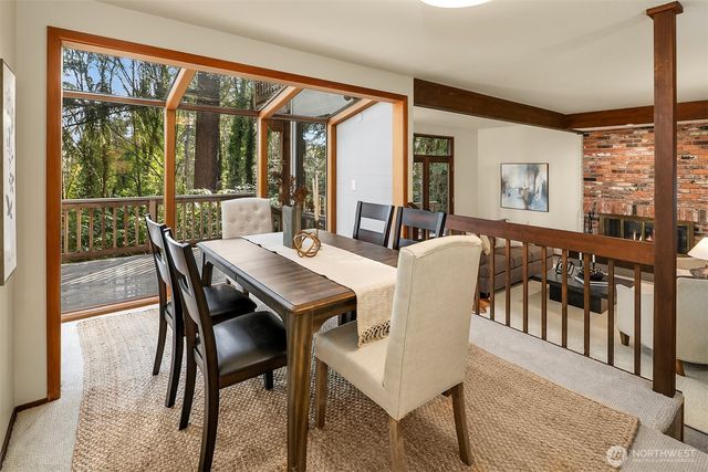 9027 SE 50th Street, Mercer Island, WA 98040