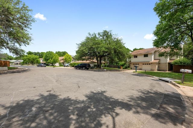 1511 Terrapin CT B, Austin, TX 78746
