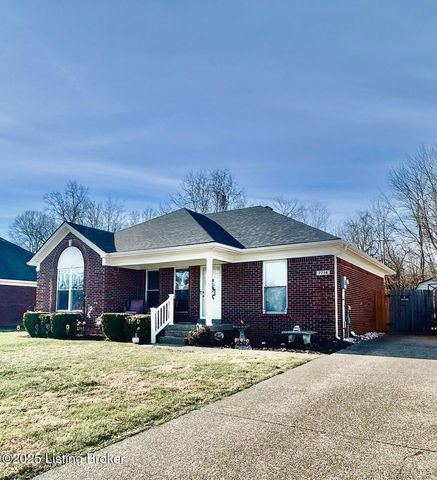 7714 Kenbrook Pl, Louisville, KY 40258