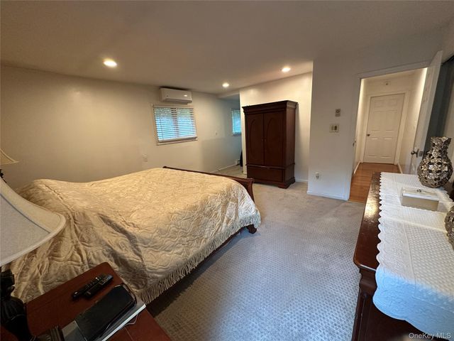 23 Pimlico Drive, Commack, NY 11725