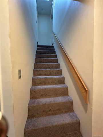 23 Pimlico Drive, Commack, NY 11725
