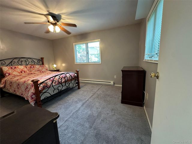 23 Pimlico Drive, Commack, NY 11725