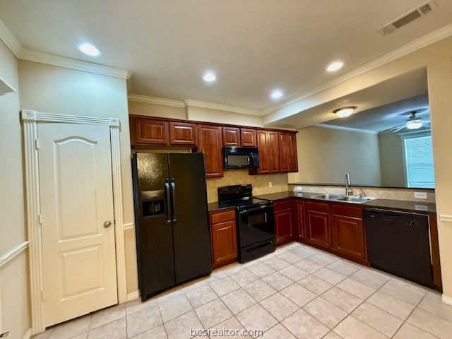 1000 Spring Loop 1806, College Station, TX 77840