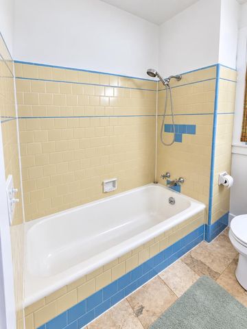 1030 W Rose Street, Stockton, CA 95203