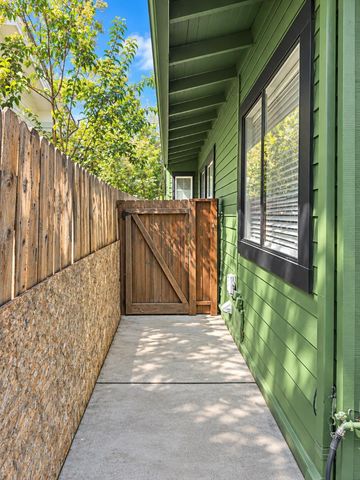 1030 W Rose Street, Stockton, CA 95203