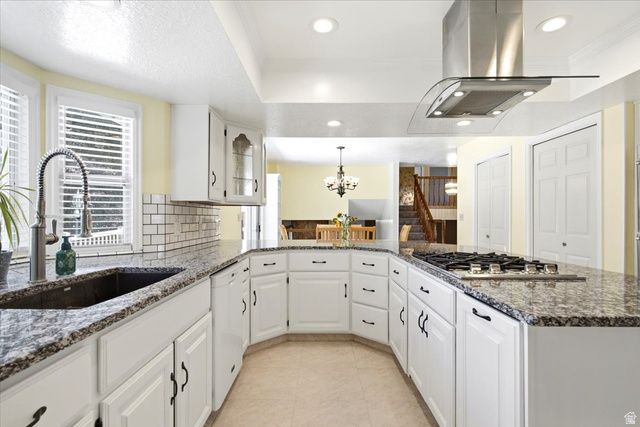 1388 N HILLSBORO DR, Layton, UT 84040