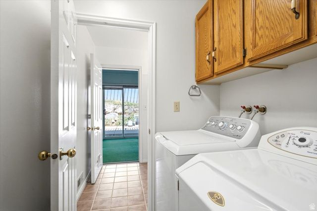 1388 N HILLSBORO DR, Layton, UT 84040