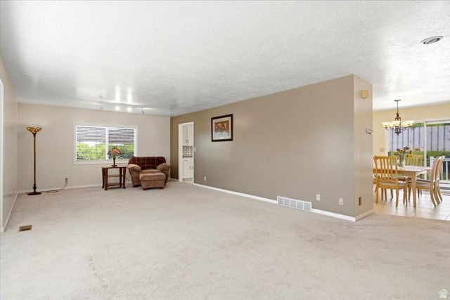 1388 N HILLSBORO DR, Layton, UT 84040