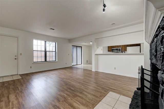 14417 N Pennsylvania Avenue 17C, Oklahoma City, OK 73134