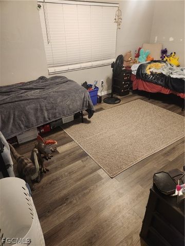 1402 NE 18th ST, Cape Coral, FL 33909