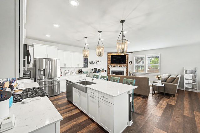 3420 Milford Dr, Thompsons Station, TN 37179