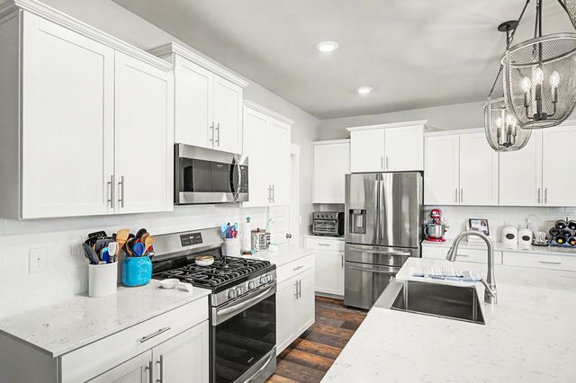 3420 Milford Dr, Thompsons Station, TN 37179