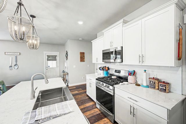 3420 Milford Dr, Thompsons Station, TN 37179