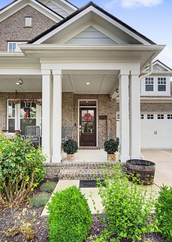 3420 Milford Dr, Thompsons Station, TN 37179