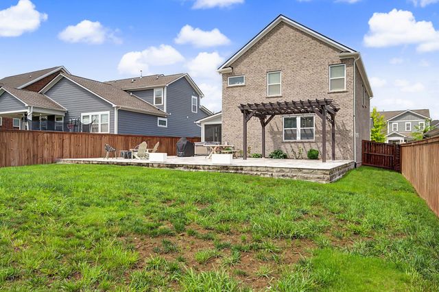 3420 Milford Dr, Thompsons Station, TN 37179