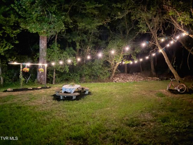 40 Iron Bridge Road, Mosheim, TN 37818