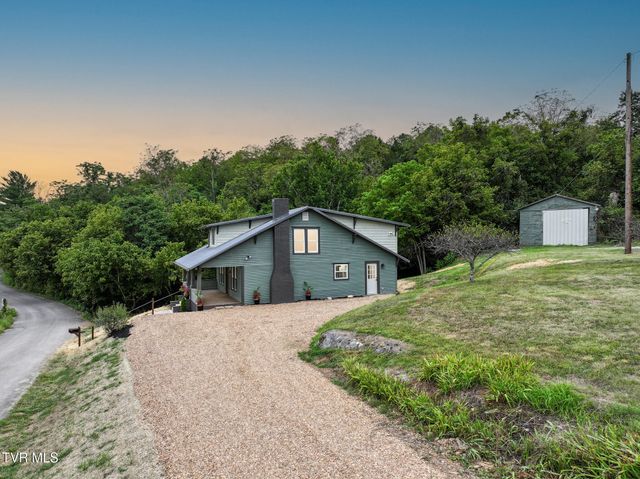 40 Iron Bridge Road, Mosheim, TN 37818