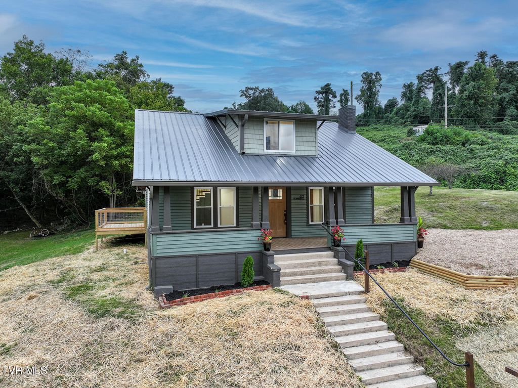 40 Iron Bridge Road, Mosheim, TN 37818