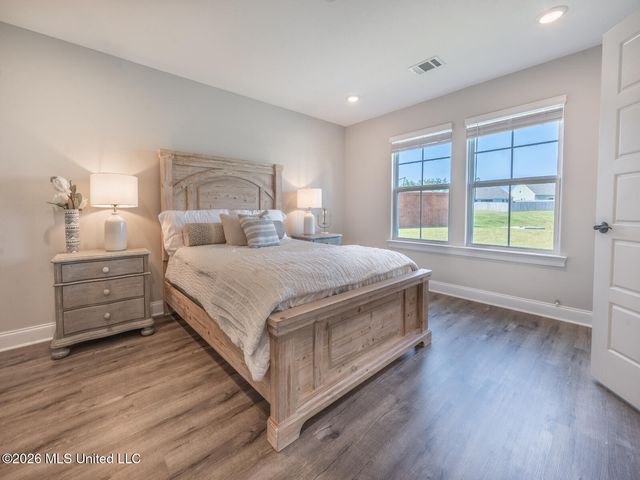 13557 Garland Road, Ocean Springs, MS 39564