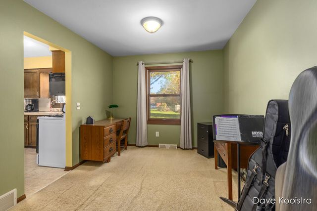 1336 Banbury Avenue, Grand Rapids, MI 49505