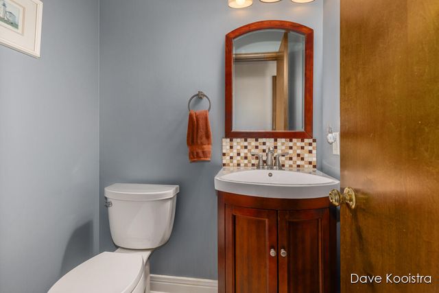 1336 Banbury Avenue, Grand Rapids, MI 49505