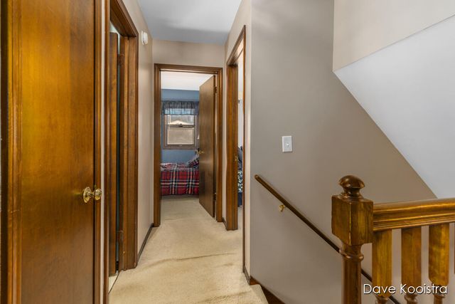 1336 Banbury Avenue, Grand Rapids, MI 49505