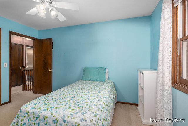 1336 Banbury Avenue, Grand Rapids, MI 49505