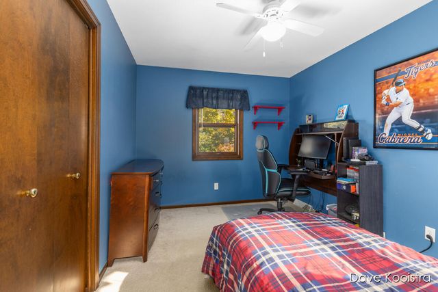 1336 Banbury Avenue, Grand Rapids, MI 49505