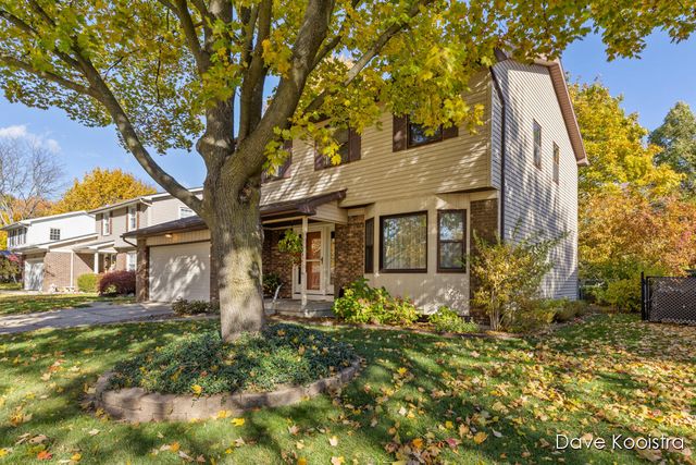 1336 Banbury Avenue, Grand Rapids, MI 49505