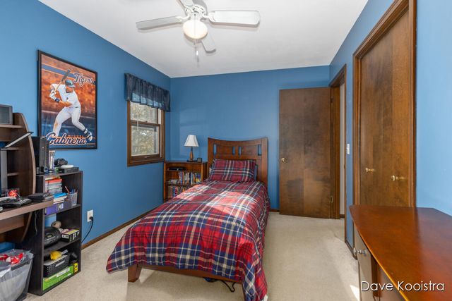 1336 Banbury Avenue, Grand Rapids, MI 49505