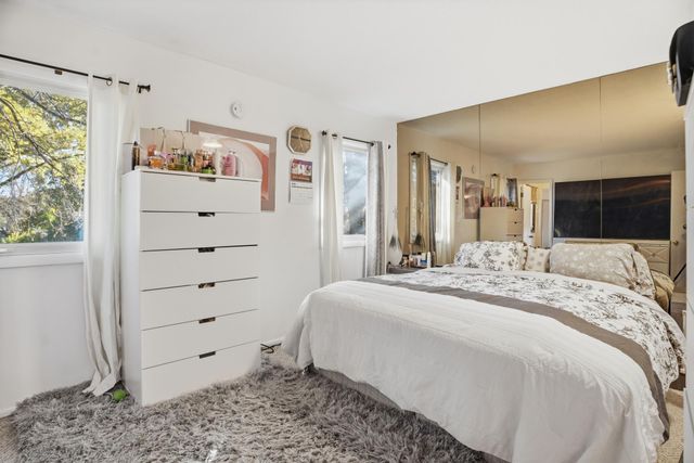 5900 Hillsboro Avenue N, New Hope, MN 55428