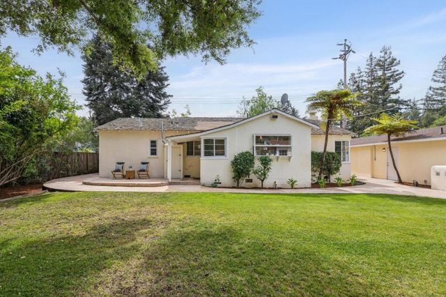 25 Jordan Avenue, Los Altos, CA 94022