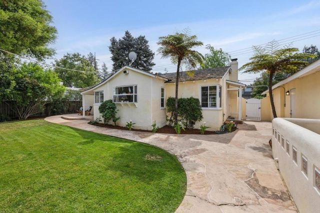 25 Jordan Avenue, Los Altos, CA 94022