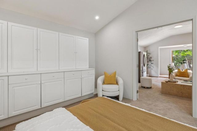 25 Jordan Avenue, Los Altos, CA 94022