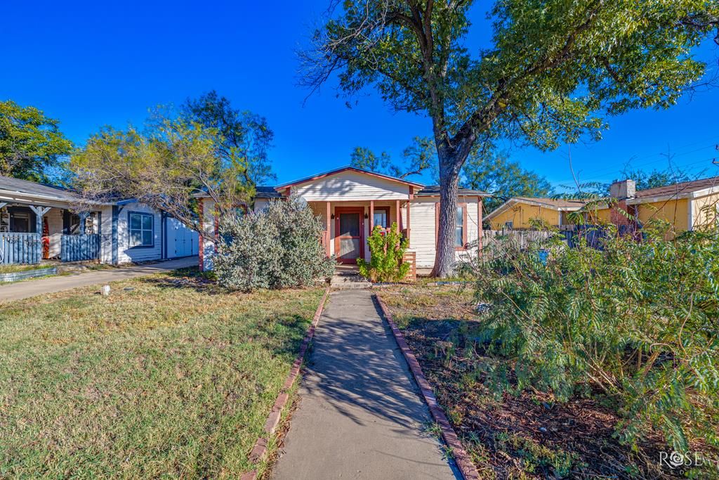 Image 1 of property listing at 618 Pulliam St, San Angelo, TX 76903