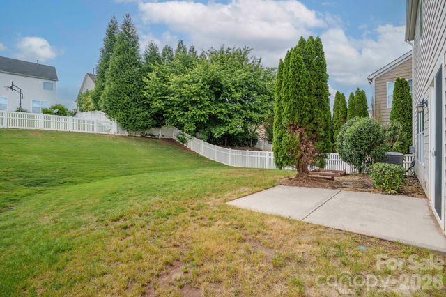 127 Blossom Ridge Drive, Mooresville, NC 28117